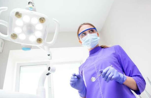 How To Handle Dental Emergencies